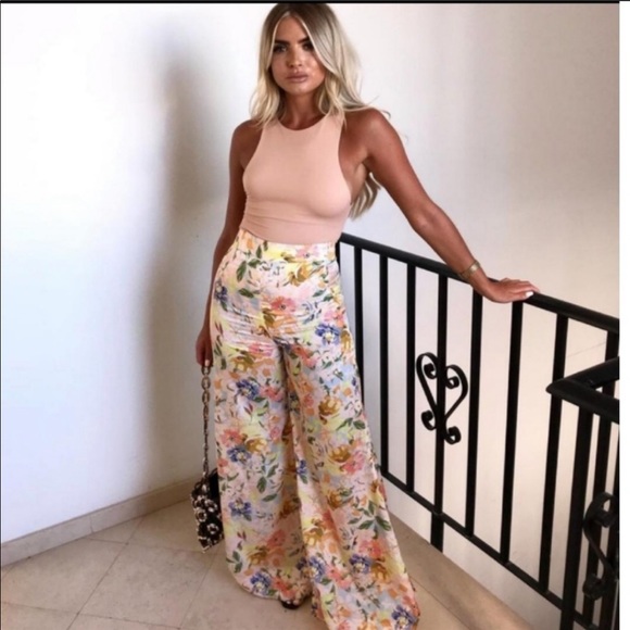 Zara Pants - Zara High Rise Floral Print Wide Leg Trousers NWT